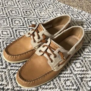Sperry shoes